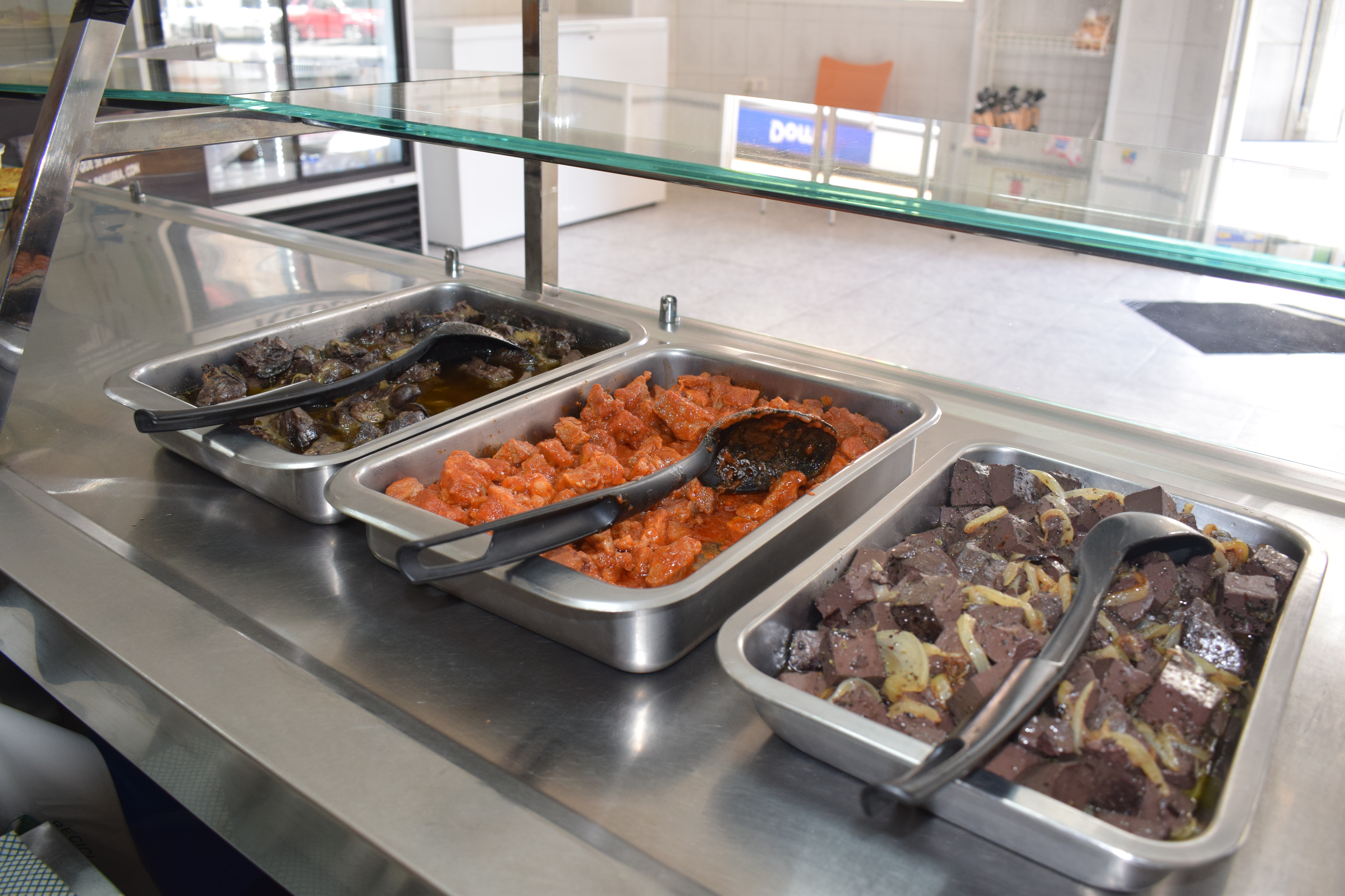 Bandejas de comida Pollería Rebollo
