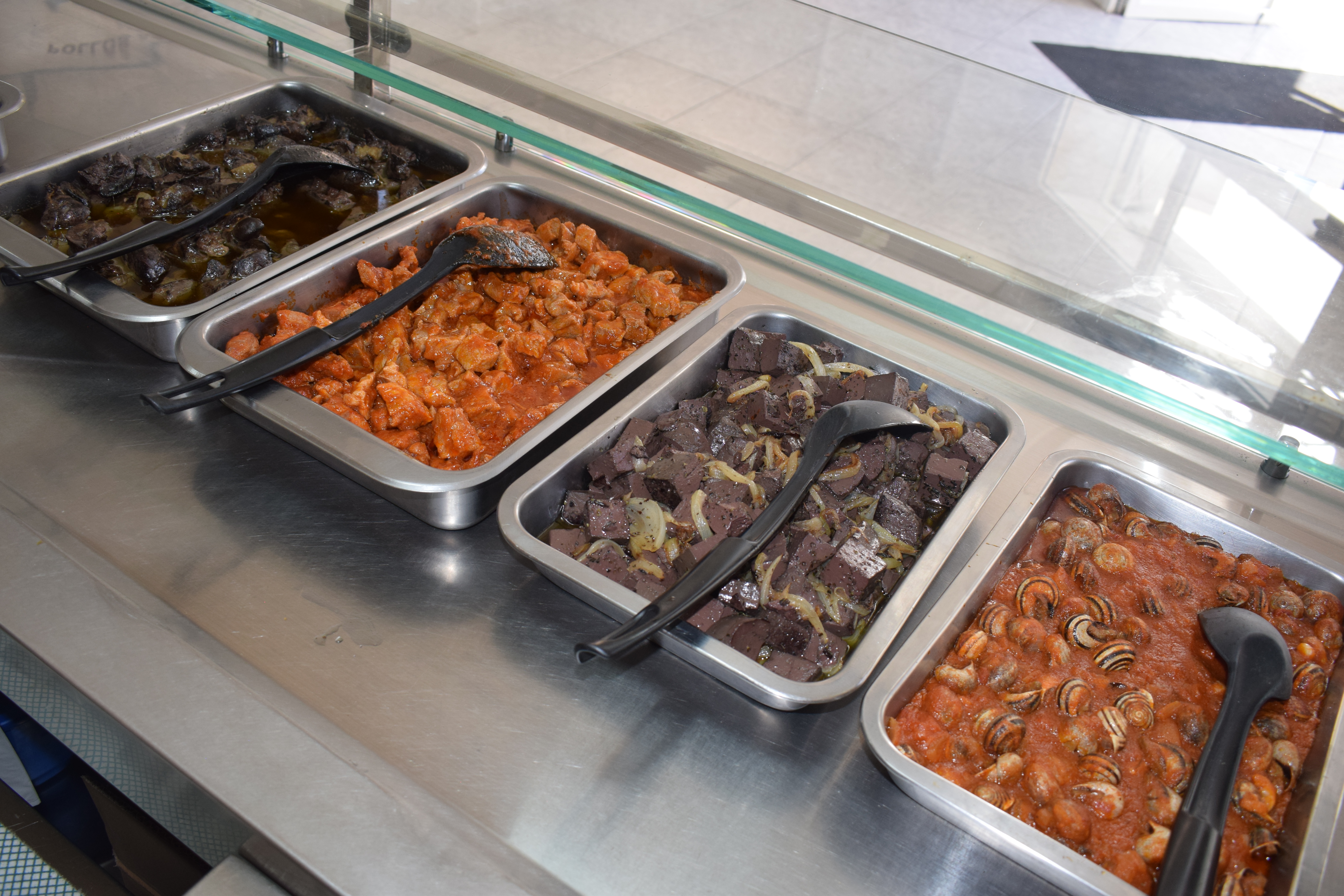Variedad de platos para llevar